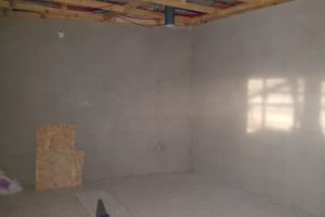 Another view of Mike's studio. Waiting for the the ceiling to be plasterboarded, the final coat of plaster and then it's ready for decorating and tiling.